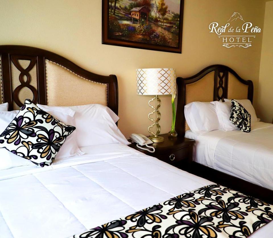 Hotel Real De La Pena 贝纳尔 外观 照片