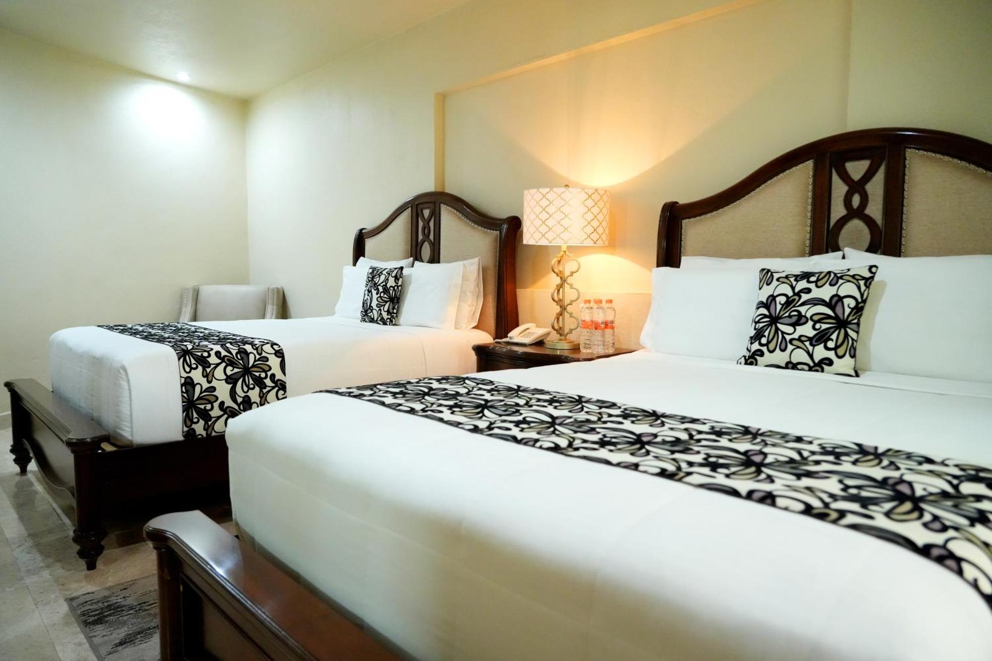 Hotel Real De La Pena 贝纳尔 外观 照片
